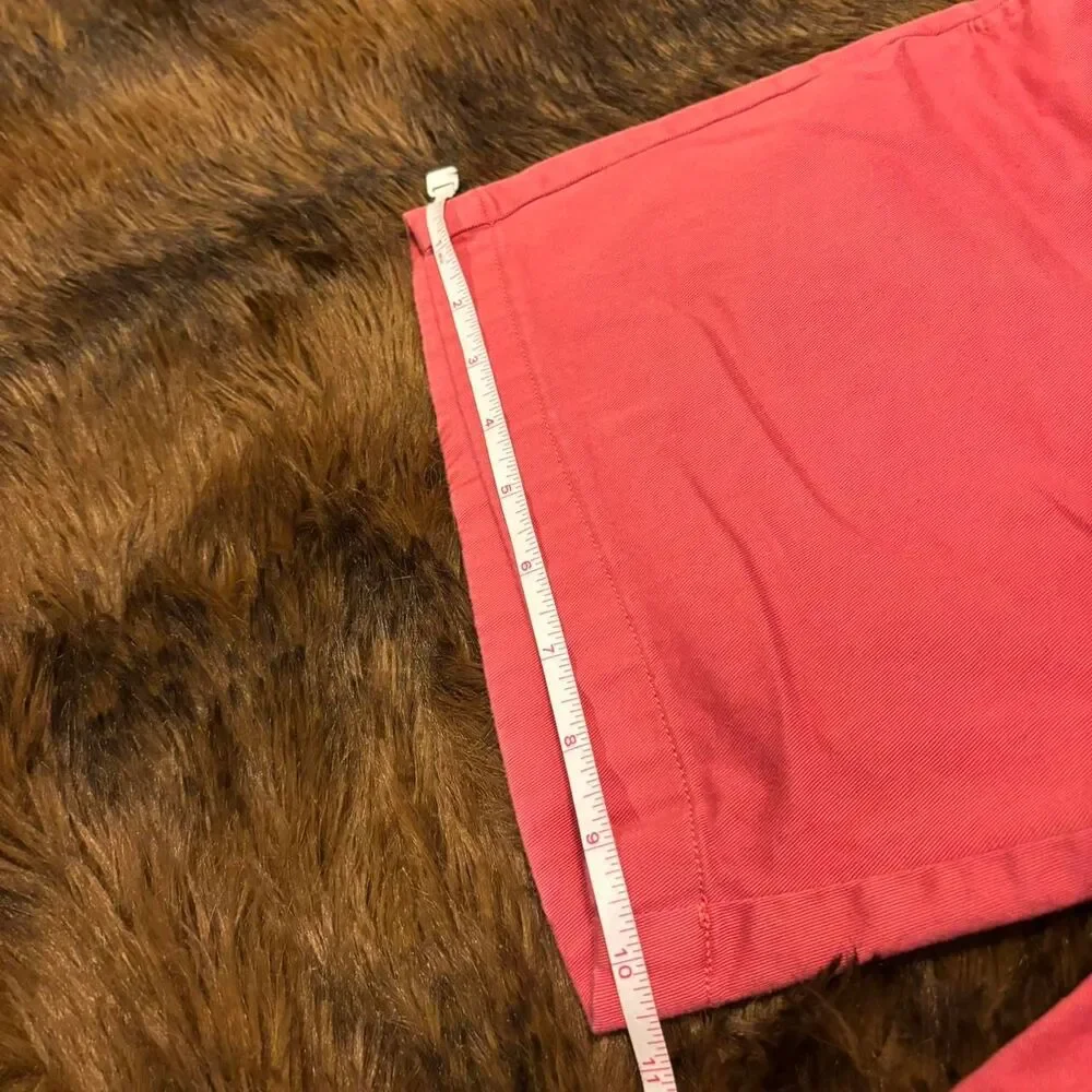 J.Crew men’s 31 x 7 flex chino shorts w/ a coral pink color Preppy